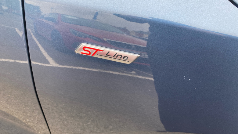 Ford Focus 1.0 EcoBoost Hybrid mHEV 155 ST-Line X Edition 5dr Petrol Hatchback